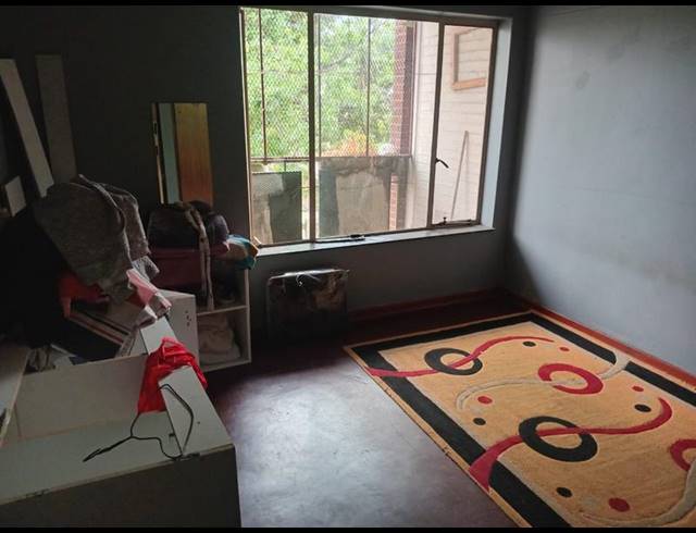 1 BEDROOM APARTMENT FOR SALE IN SOUTH HILLS